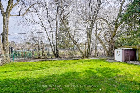 Photo 2 at 225 Horsham Avenue, Willowdale West, Toronto