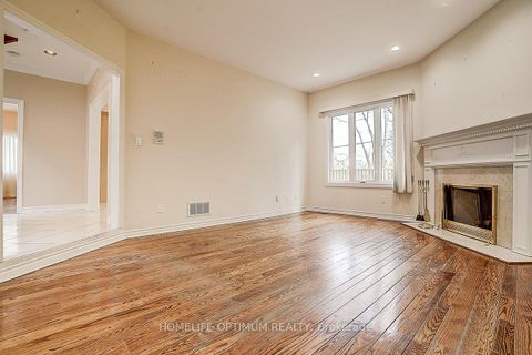 Photo 11 at 225 Horsham Avenue, Willowdale West, Toronto