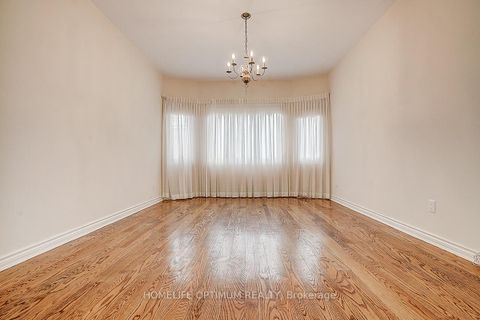 Photo 12 at 225 Horsham Avenue, Willowdale West, Toronto