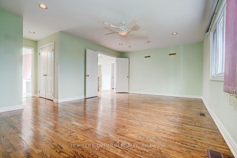 Photo 19 at 225 Horsham Avenue, Willowdale West, Toronto