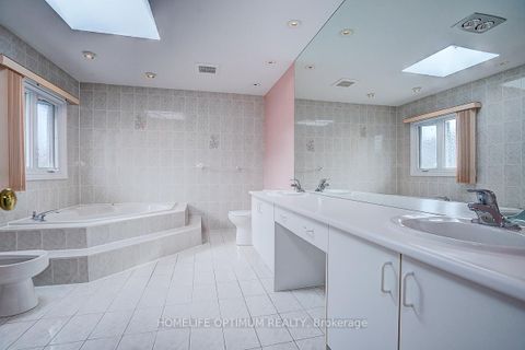 Photo 20 at 225 Horsham Avenue, Willowdale West, Toronto