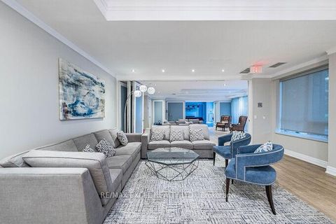 Photo 26 at 426 - 900 Mount Pleasant Road, Mount Pleasant West, Toronto