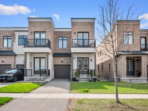 Photo 1 at 197 Elyse Court, Bayview Northeast, Aurora