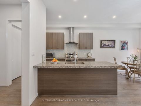 Photo 13 at 197 Elyse Court, Bayview Northeast, Aurora