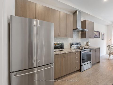 Photo 16 at 197 Elyse Court, Bayview Northeast, Aurora