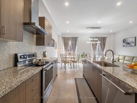 Photo 17 at 197 Elyse Court, Bayview Northeast, Aurora