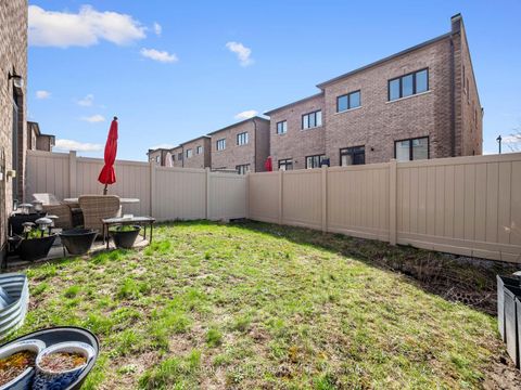 Photo 42 at 197 Elyse Court, Bayview Northeast, Aurora