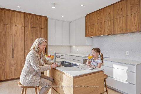 Photo 7 at 30 Edenbrook Hill, Humber Valley, Toronto