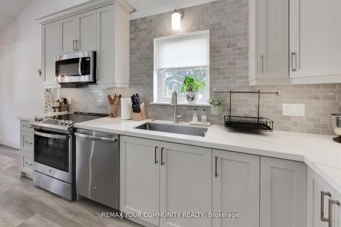 Photo 10 at 826 Adams Road, Alcona, Innisfil