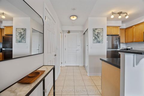 Photo 7 at 416 - 16 Dallimore Circle, Don Mills, Toronto