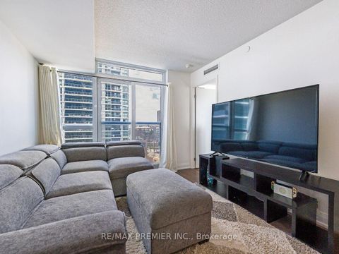 Photo 17 at 609 - 9 Valhalla Inn Road, City Centre West, Toronto