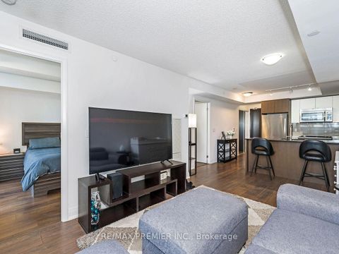 Photo 18 at 609 - 9 Valhalla Inn Road, City Centre West, Toronto