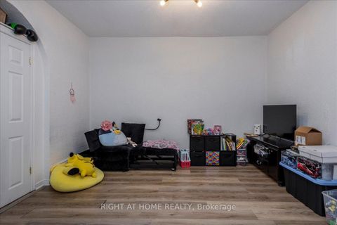 Photo 4 at 29 Peel Street, Codrington, Barrie