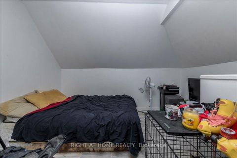 Photo 18 at 29 Peel Street, Codrington, Barrie