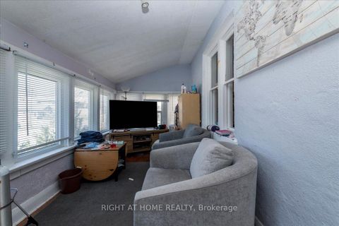 Photo 23 at 29 Peel Street, Codrington, Barrie