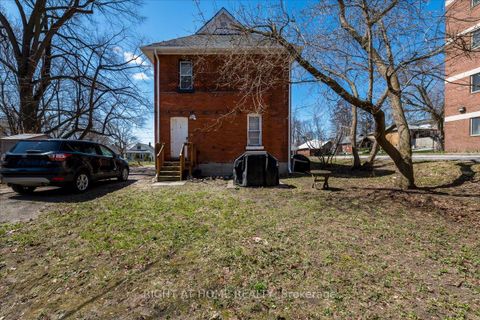 Photo 29 at 29 Peel Street, Codrington, Barrie