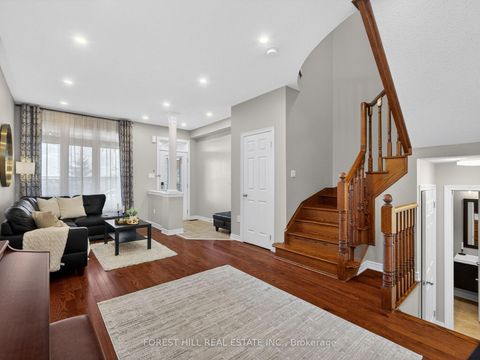 Photo 9 at 41 Pavlova Crescent, Oak Ridges, Richmond Hill