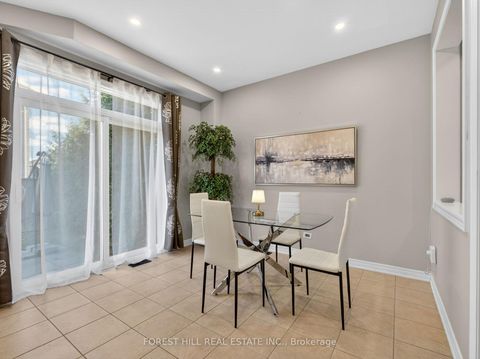 Photo 12 at 41 Pavlova Crescent, Oak Ridges, Richmond Hill