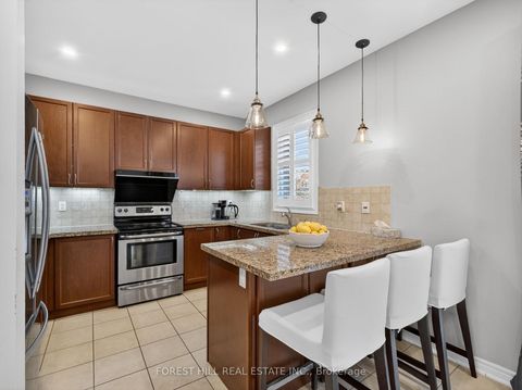 Photo 15 at 41 Pavlova Crescent, Oak Ridges, Richmond Hill