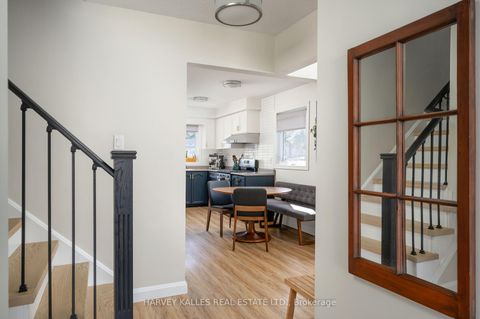 Photo 2 at 510 Pickering Crescent, College Manor, Newmarket