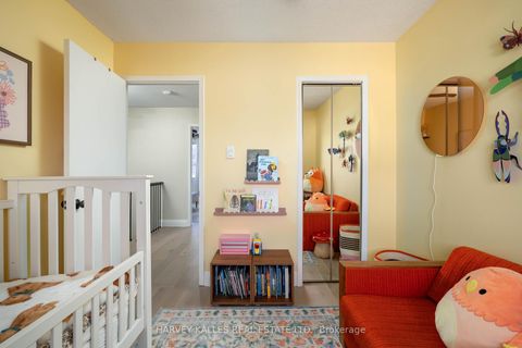 Photo 20 at 510 Pickering Crescent, College Manor, Newmarket