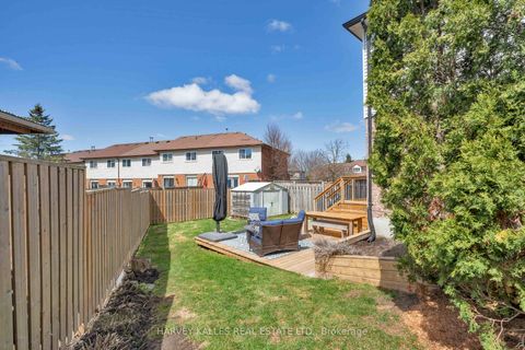 Photo 37 at 510 Pickering Crescent, College Manor, Newmarket