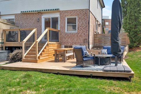 Photo 38 at 510 Pickering Crescent, College Manor, Newmarket