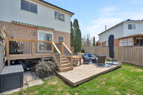 Photo 40 at 510 Pickering Crescent, College Manor, Newmarket