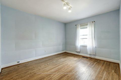 Photo 19 at 20 Gardens Crescent, Eglinton East, Toronto