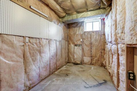 Photo 40 at 20 Gardens Crescent, Eglinton East, Toronto