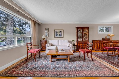 Photo 4 at 249 Park Home Avenue, Willowdale West, Toronto