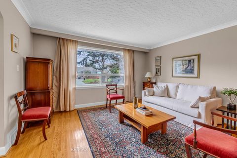 Photo 5 at 249 Park Home Avenue, Willowdale West, Toronto