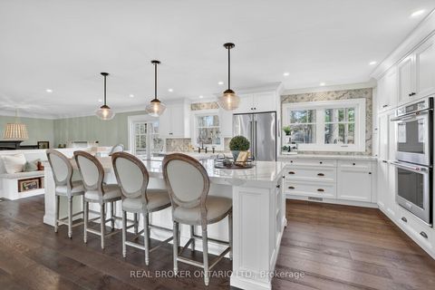 Photo 3 at 14 Tall Pines Trail, Holland Landing, East Gwillimbury