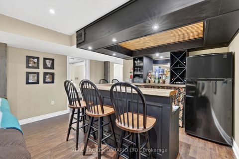 Photo 25 at 14 Tall Pines Trail, Holland Landing, East Gwillimbury