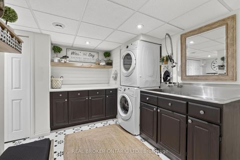 Photo 30 at 14 Tall Pines Trail, Holland Landing, East Gwillimbury