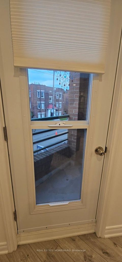 Photo 10 at 5 - 122 Glen Manor Drive, The Beaches, Toronto