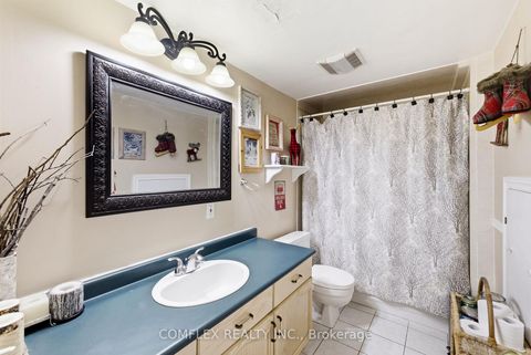 Photo 34 at 1045 Beaver Valley Crescent, Northglen, Oshawa