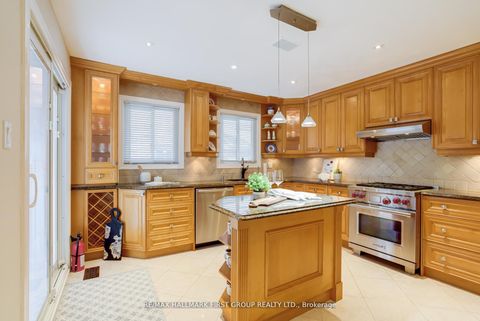 Photo 6 at 520 McLeod Crescent, Rosebank, Pickering