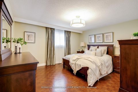 Photo 10 at 520 McLeod Crescent, Rosebank, Pickering