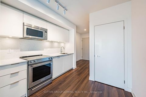 Photo 12 at 1311 - 30 Samuel Wood Way, City Centre West, Toronto