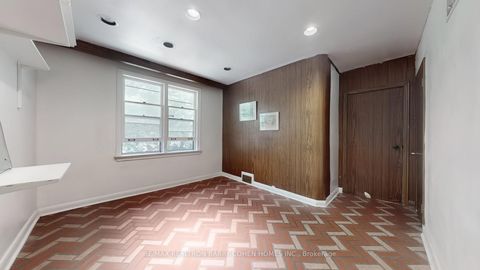 Photo 11 at 174 Caribou Road, Nortown, Toronto