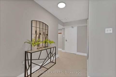 Photo 9 at 1114 - 45 Carlton Street, Yonge Corridor, Toronto