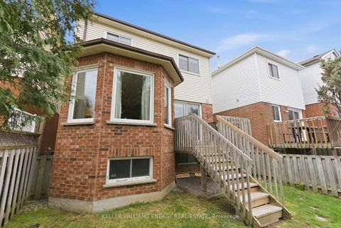 Photo 26 at 35 Teddington Crescent, Pringle Creek, Whitby