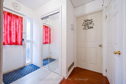 Photo 7 at 2 - 30 Sentinel Road, York University Heights, Toronto