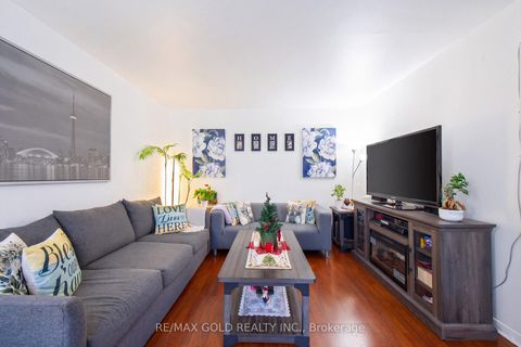 Photo 11 at 2 - 30 Sentinel Road, York University Heights, Toronto