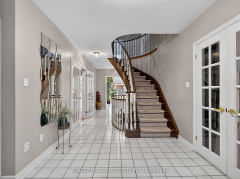 Photo 3 at 43 Rockwood Crescent, Beverley Glen, Vaughan