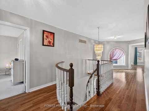 Photo 15 at 43 Rockwood Crescent, Beverley Glen, Vaughan