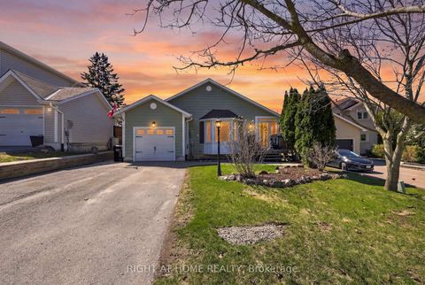 Photo 0 at 12 ELIZABETH Street, Ardagh, Barrie