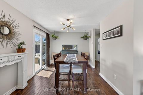 Photo 8 at 12 ELIZABETH Street, Ardagh, Barrie