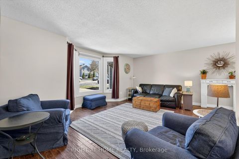 Photo 9 at 12 ELIZABETH Street, Ardagh, Barrie